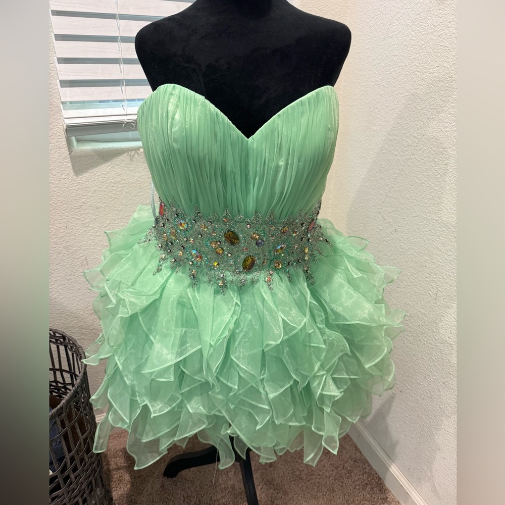 Elegant Mint Green Dress‎